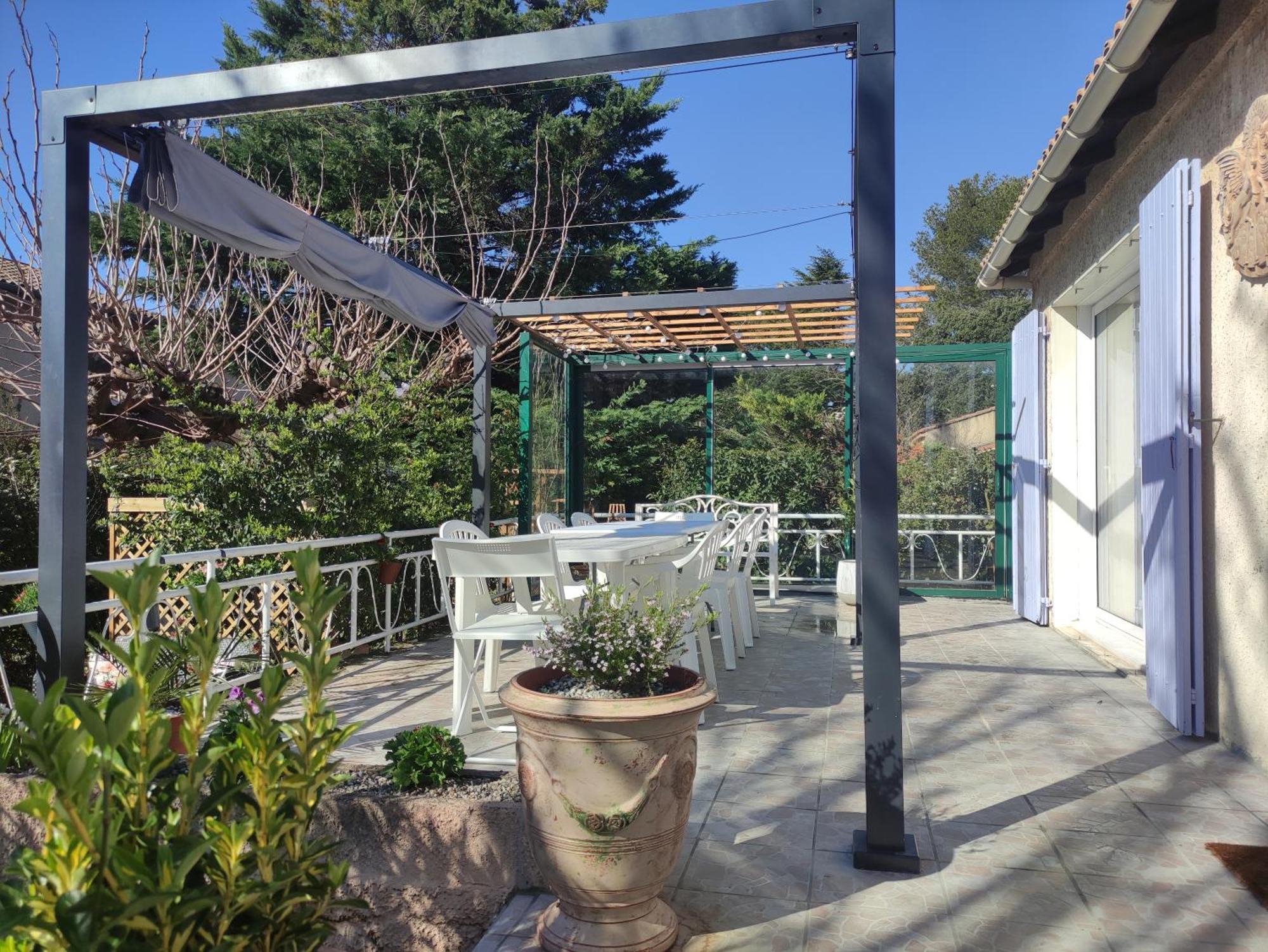 Le Jardin Des Rocailles - Villa 4 Chambres Climatisee Avec Piscine A Deux Pas D'Avignon Villeneuve-lès-Avignon Extérieur photo